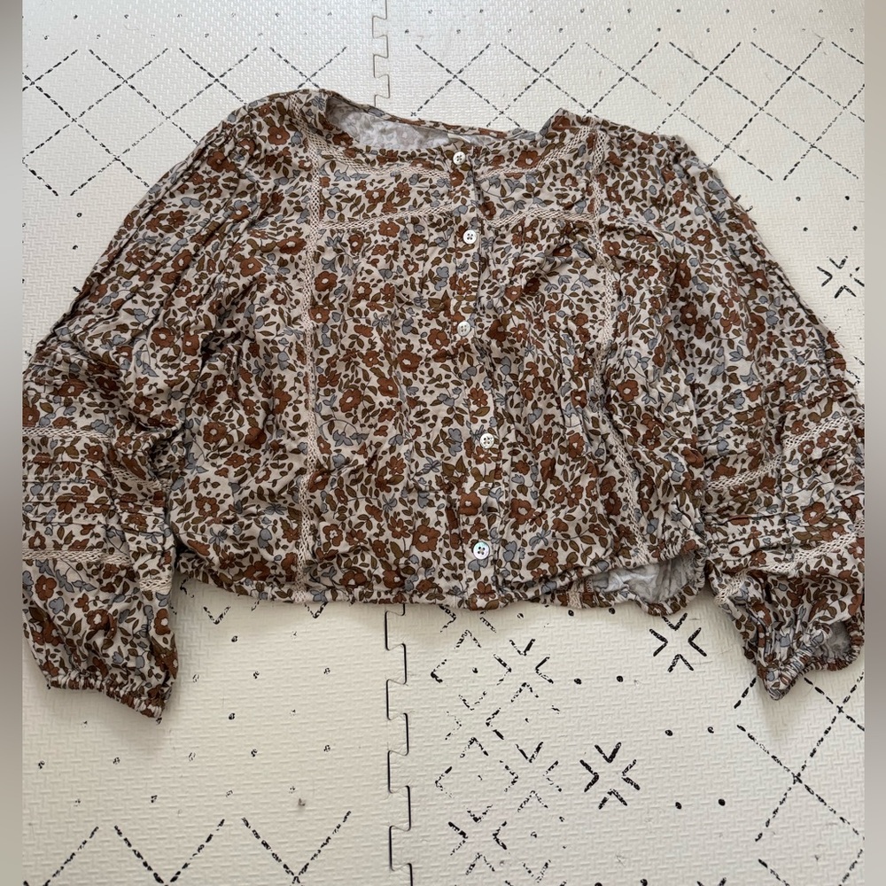 Rylee and Cru women’s size M top